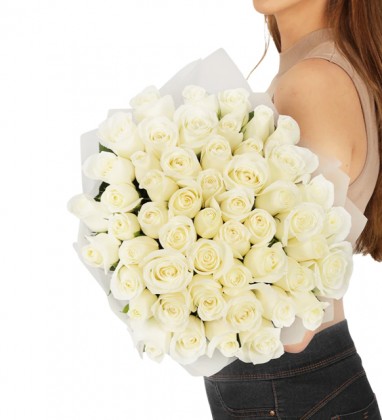 50 White Roses